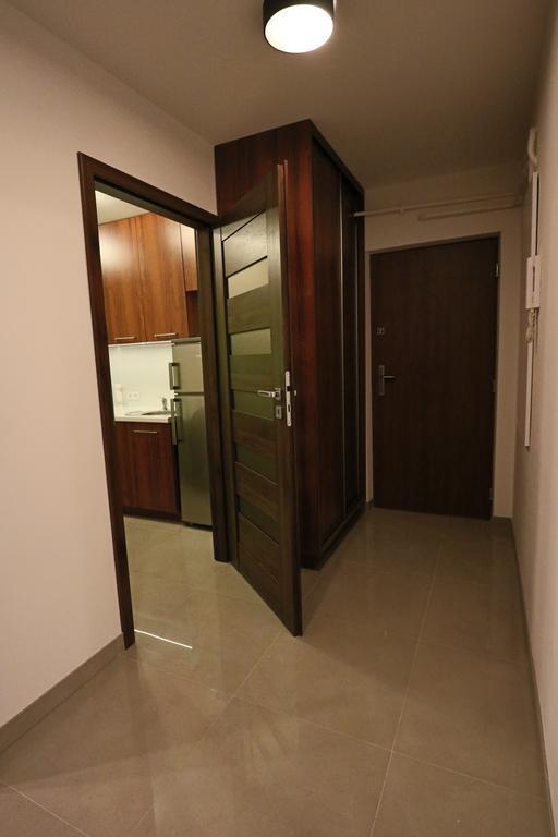 Apartment Mona Warsaw Przy Stacji Metra Exterior foto